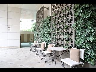 Wan Chai - The Avenue Phase 2 04