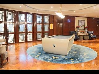 Wan Chai - The Avenue Phase 2 05