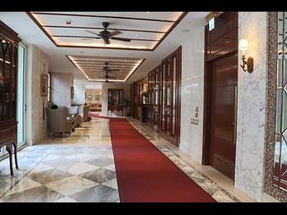 Wan Chai - The Avenue Phase 2 06