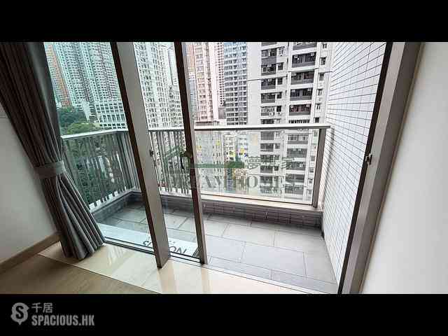 Sai Ying Pun - Island Crest 03