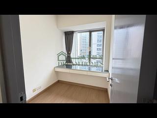 Sai Ying Pun - Island Crest 05