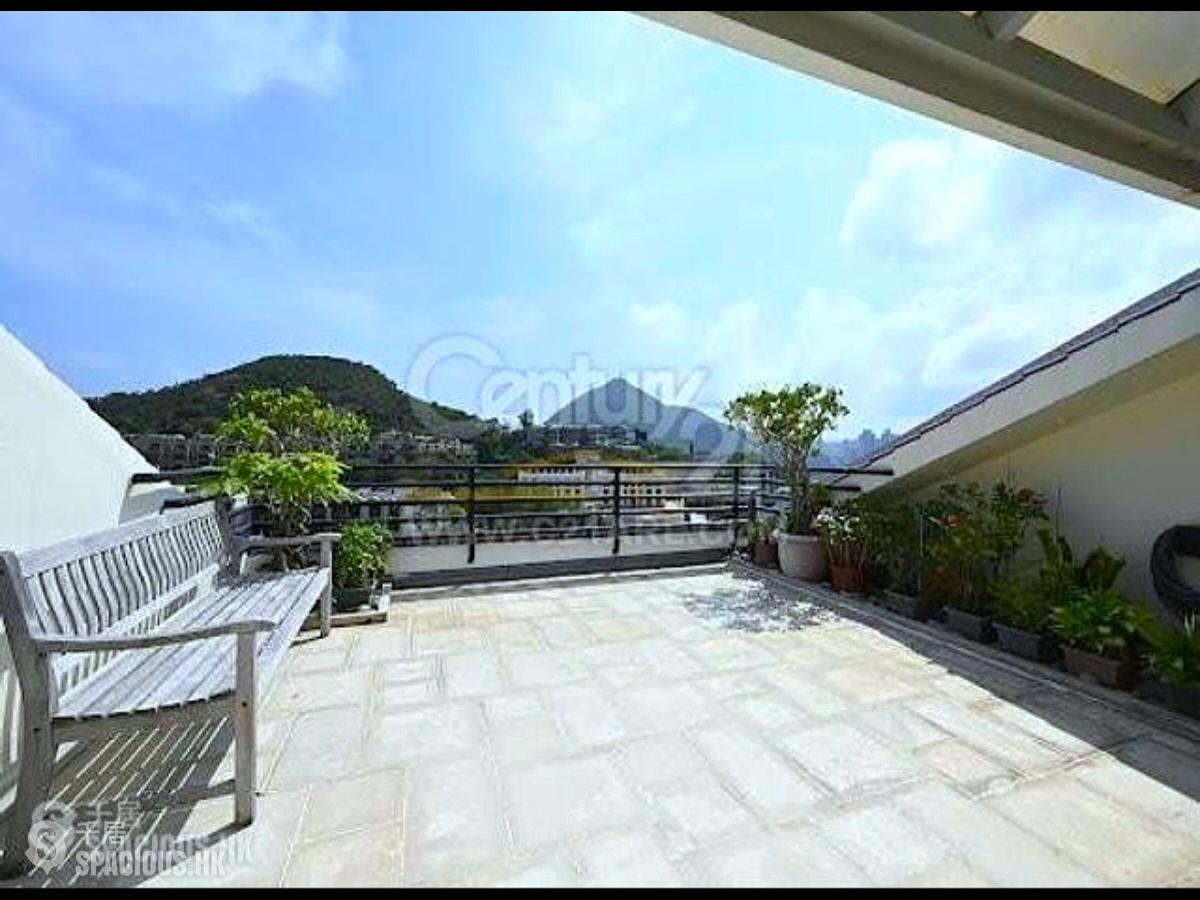 Deep Water Bay - Manderly Garden 01