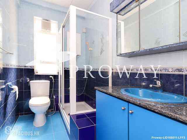 Pok Fu Lam - Baguio Villa Block 40 06