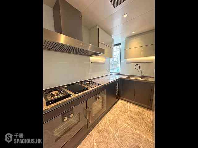 Wong Chuk Hang - The Southside Phase 3B Blue Coast Tower 1B 08