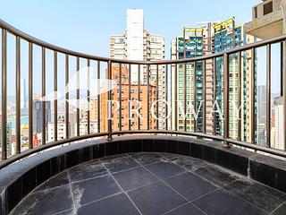 Mid Levels Central - Elegant Terrace 03