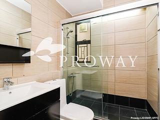 Mid Levels Central - Elegant Terrace 06