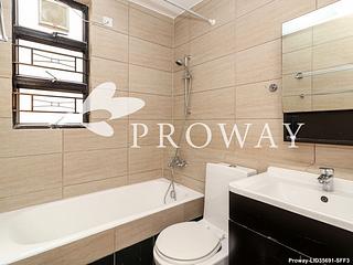 Mid Levels Central - Elegant Terrace 10