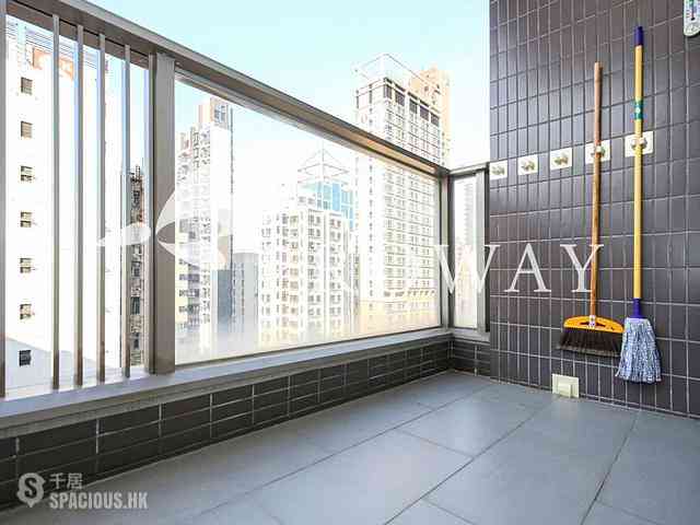 Sai Ying Pun - Island Crest 02