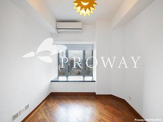 Mid Levels West - 80 Robinson Road 07