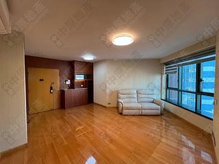 Mid Levels West - 80 Robinson Road 03