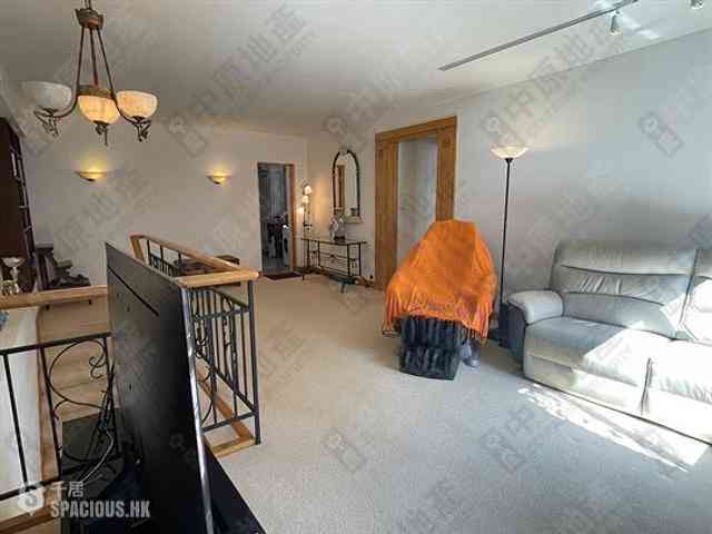 Mid Levels West - Park View Court 03