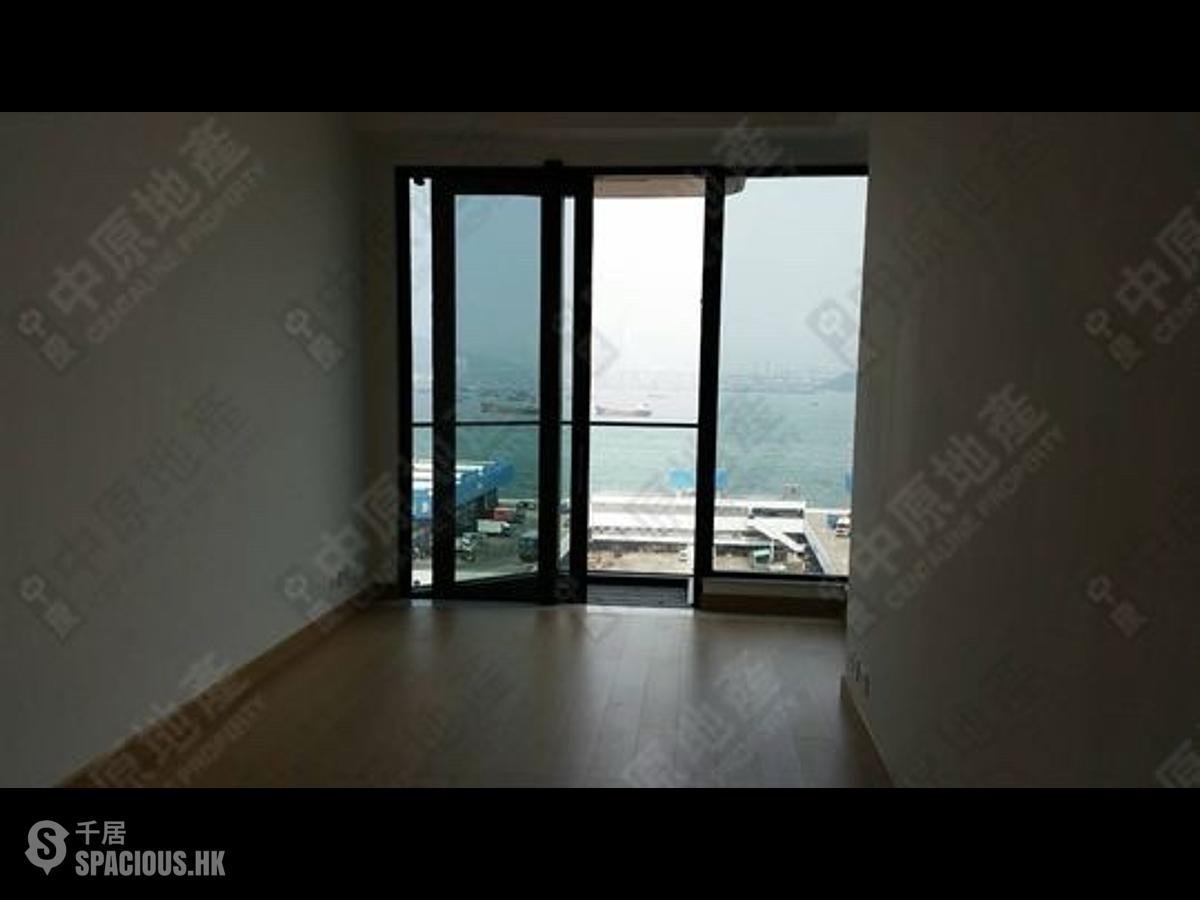 Shek Tong Tsui - Upton 01