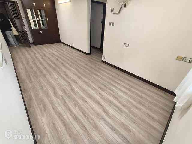 Fortress Hill - Kwong Chiu Terrace Block A 02