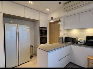 Stubbs Road - Villa Monte Rosa 11
