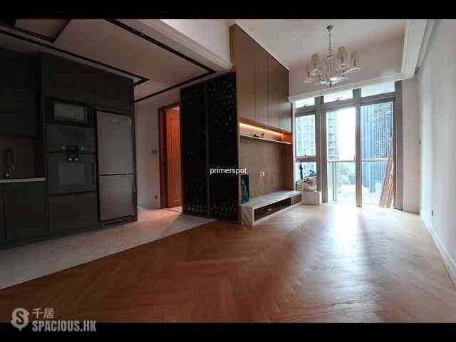 Wan Chai - The Avenue Phase 2 01