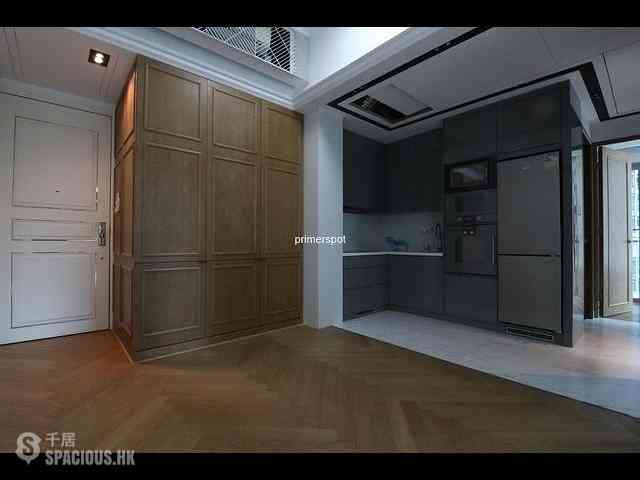 Wan Chai - The Avenue Phase 2 02