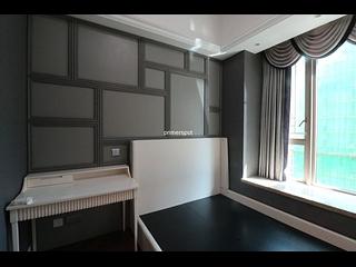 Wan Chai - The Avenue Phase 2 08