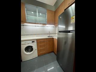 Mid Levels Central - Scenecliff Block 2 09
