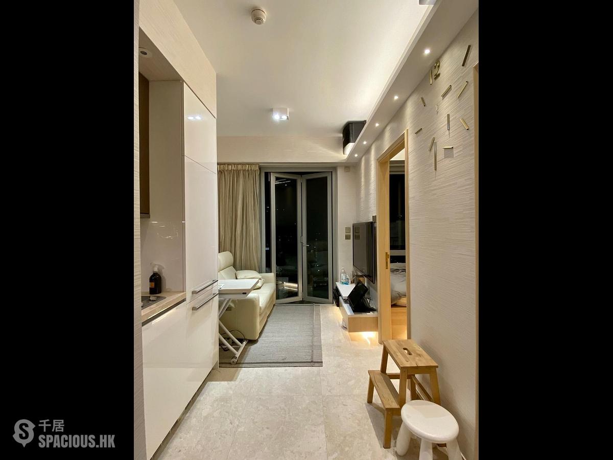 Sai Ying Pun - 63, Pokfulam Amber House (Tower 1) 01
