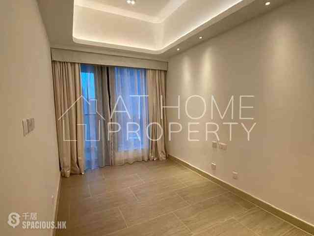 Mid Levels Central - Townplace Soho 01