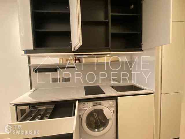 Mid Levels Central - Townplace Soho 02