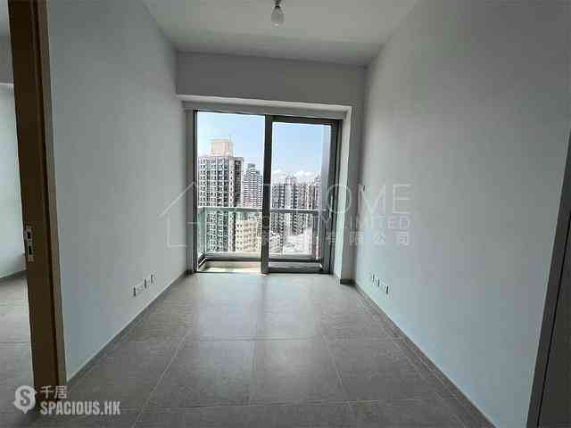 Sai Ying Pun - No.8 Hing Hon Road (Resiglow-Bonham) 01