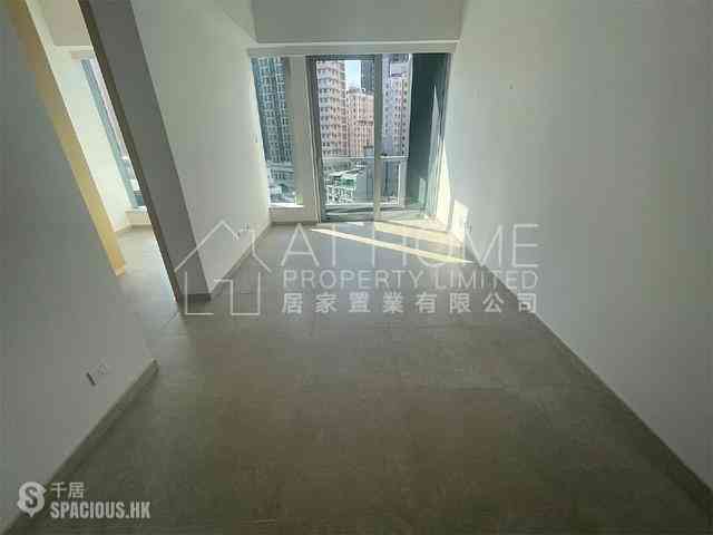 Sai Ying Pun - No.8 Hing Hon Road (Resiglow-Bonham) 01