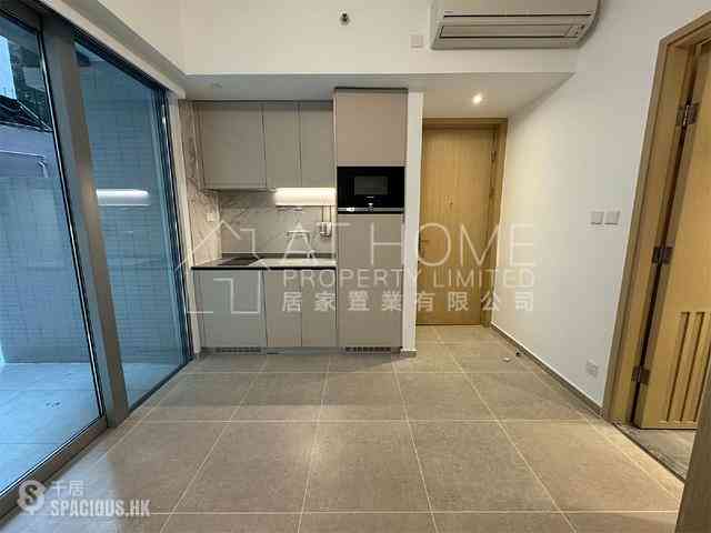 Sai Ying Pun - No.8 Hing Hon Road (Resiglow-Bonham) 06