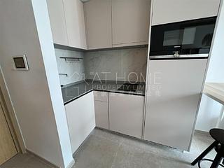 Sai Ying Pun - No.8 Hing Hon Road (Resiglow-Bonham) 04