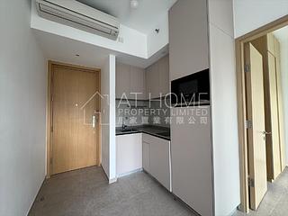 Sai Ying Pun - No.8 Hing Hon Road (Resiglow-Bonham) 06