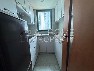Kennedy Town - University Heights 04