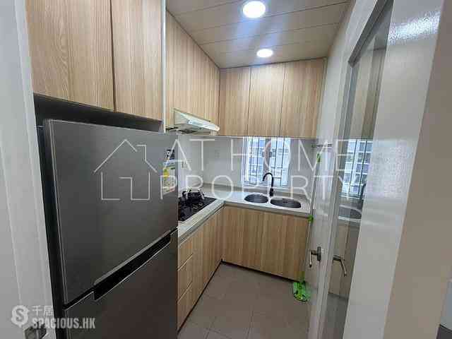 Sheung Wan - Welland Building 07