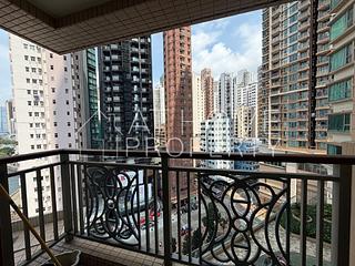 Kennedy Town - The Merton 09