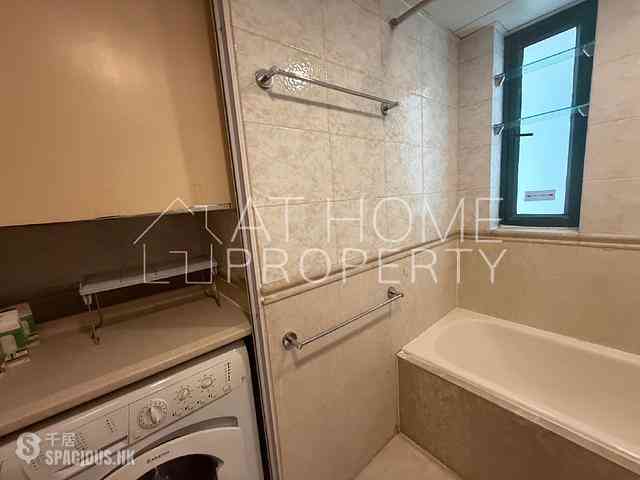 Kennedy Town - University Heights 06