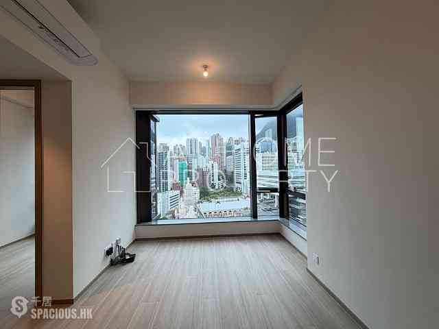 Shek Tong Tsui - The Hilltop 01