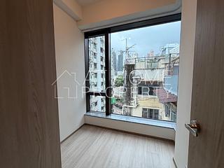 Shek Tong Tsui - The Hilltop 03