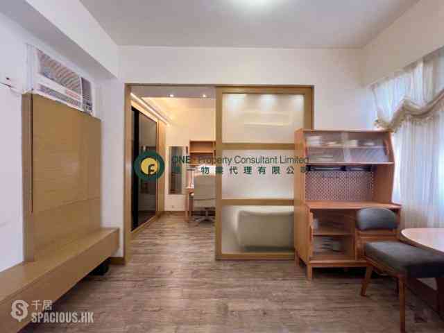 Sai Ying Pun - Hing Tai Building 01