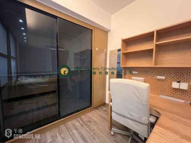 Sai Ying Pun - Hing Tai Building 05