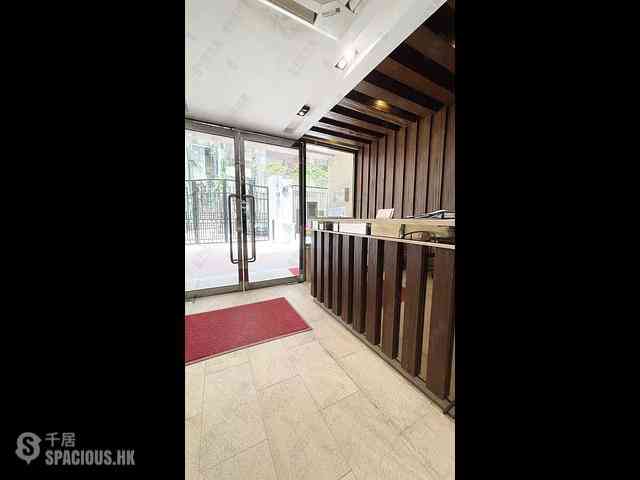 Mid Levels Central - Sherwood Court 13