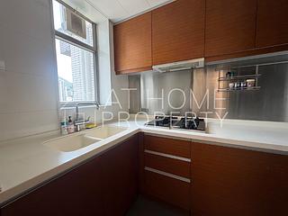 Sai Ying Pun - Island Crest 06