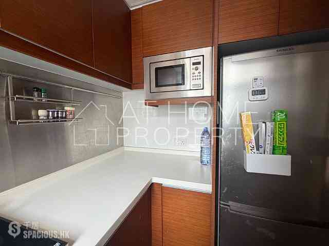 Sai Ying Pun - Island Crest 07