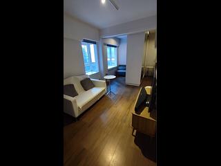 Mid Levels Central - Windsor Court 03