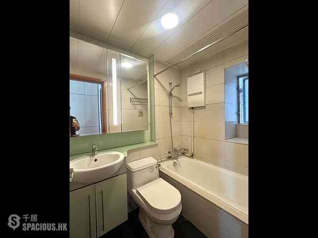 Tung Chung - Coastal Skyline 02