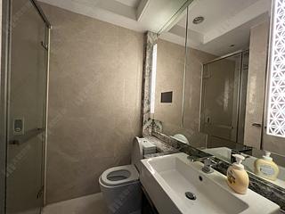 Wan Chai - The Avenue Phase 2 Block 2 02