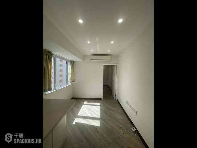 Sai Ying Pun - Manifold Court 04