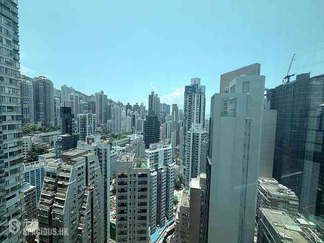 Sheung Wan - Queen's Terrace 02