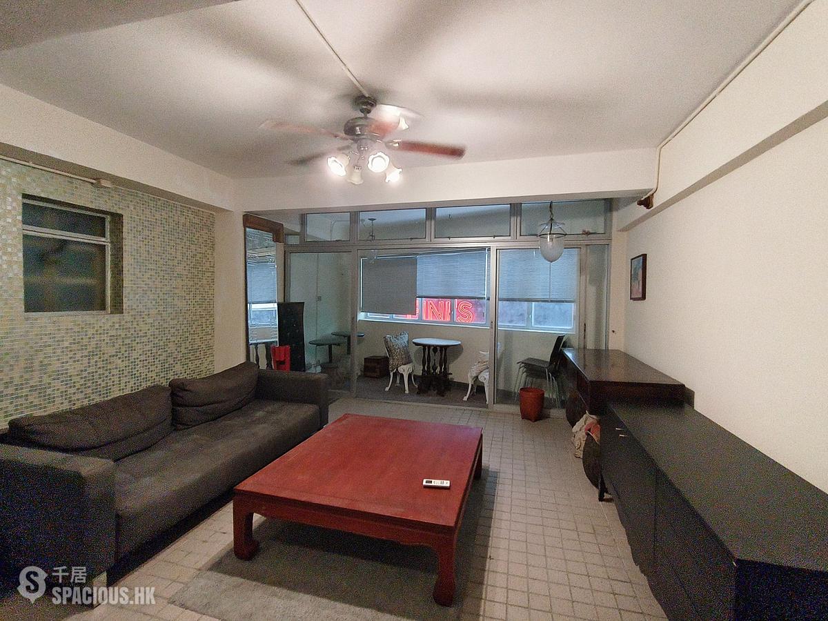 Soho - 38, Elgin Street 01