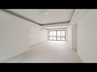 Mid Levels Central - Right Mansion 03