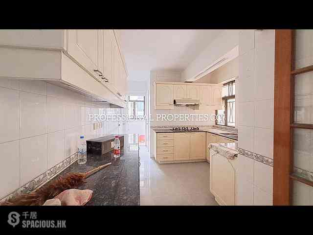 Mid Levels Central - Right Mansion 06