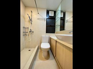 Sai Ying Pun - Golden Phoenix Court 08